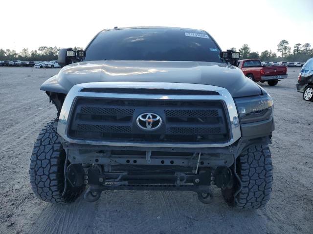 Photo 4 VIN: 5TFEY5F11AX087895 - TOYOTA TUNDRA CRE 