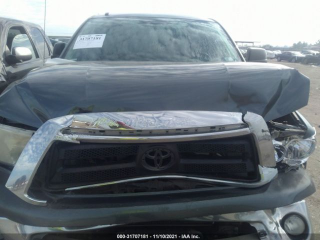 Photo 5 VIN: 5TFEY5F11AX089775 - TOYOTA TUNDRA 2WD TRUCK 