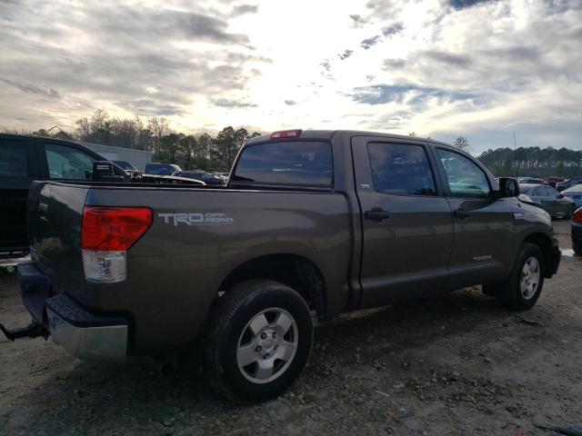 Photo 2 VIN: 5TFEY5F11AX091591 - TOYOTA TUNDRA CRE 