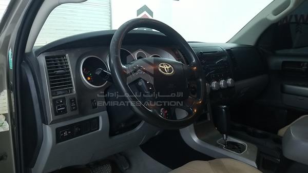 Photo 10 VIN: 5TFEY5F11AX095818 - TOYOTA TUNDRA 