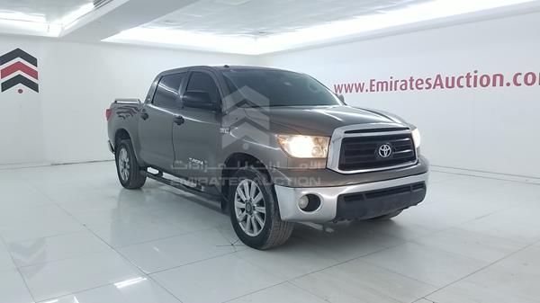 Photo 8 VIN: 5TFEY5F11AX095818 - TOYOTA TUNDRA 