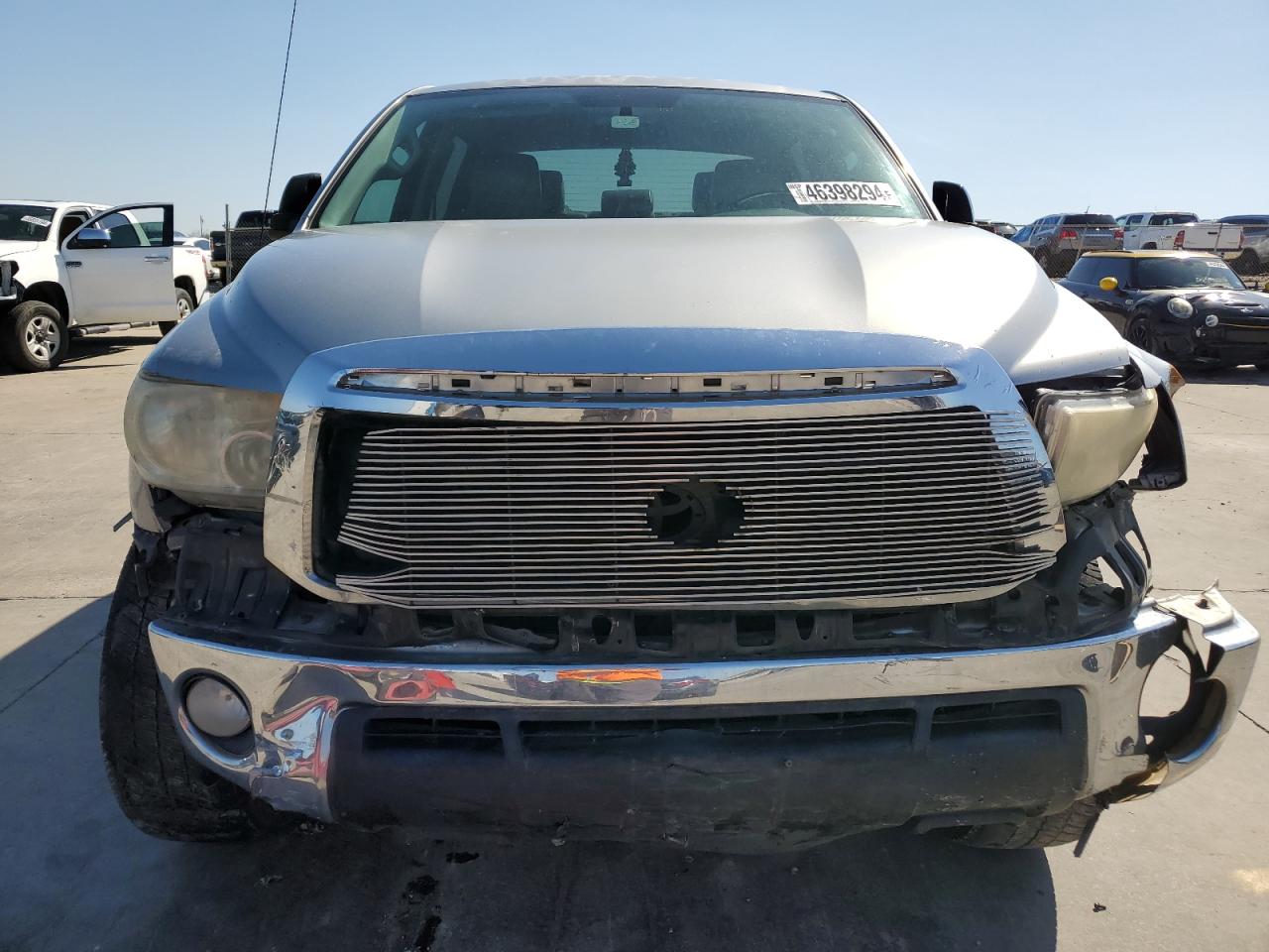 Photo 4 VIN: 5TFEY5F11BX114403 - TOYOTA TUNDRA 