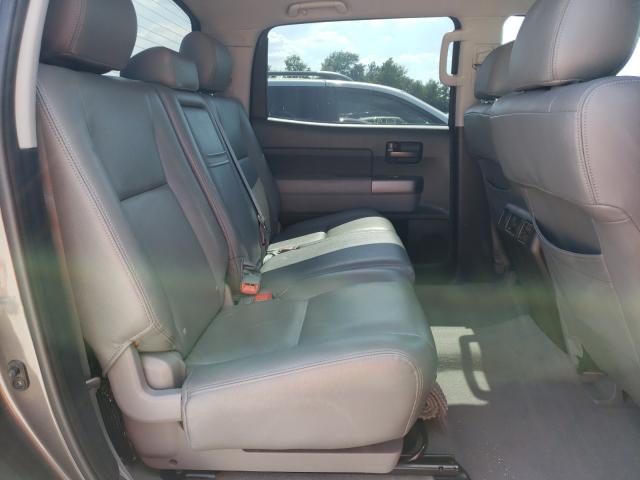 Photo 5 VIN: 5TFEY5F11BX114790 - TOYOTA TUNDRA CRE 