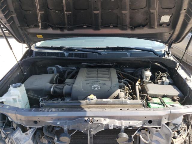 Photo 6 VIN: 5TFEY5F11BX114790 - TOYOTA TUNDRA CRE 