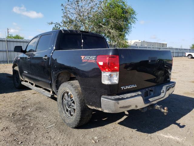 Photo 2 VIN: 5TFEY5F11DX136839 - TOYOTA TUNDRA CRE 