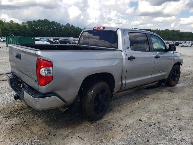 Photo 2 VIN: 5TFEY5F11JX233602 - TOYOTA TUNDRA CRE 