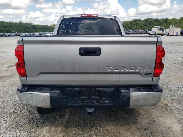 Photo 5 VIN: 5TFEY5F11JX233602 - TOYOTA TUNDRA CRE 