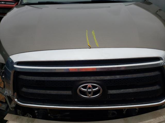 Photo 6 VIN: 5TFEY5F12AX093494 - TOYOTA TUNDRA CRE 