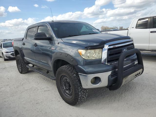 Photo 3 VIN: 5TFEY5F12AX095598 - TOYOTA TUNDRA CRE 