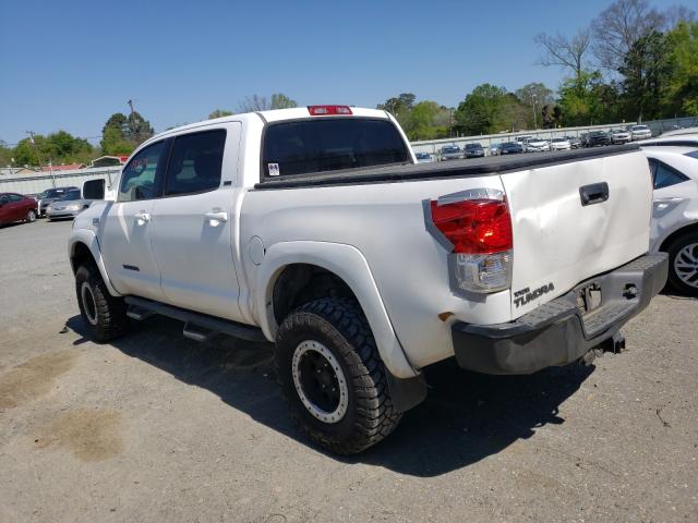 Photo 2 VIN: 5TFEY5F12AX097304 - TOYOTA TUNDRA CRE 