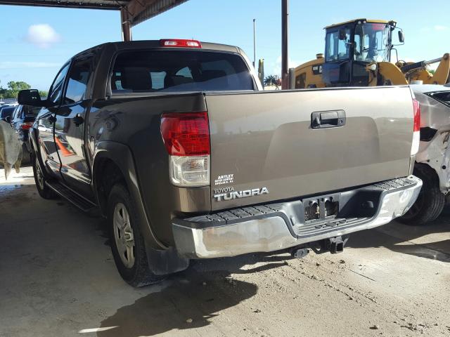 Photo 2 VIN: 5TFEY5F12BX107850 - TOYOTA TUNDRA CRE 