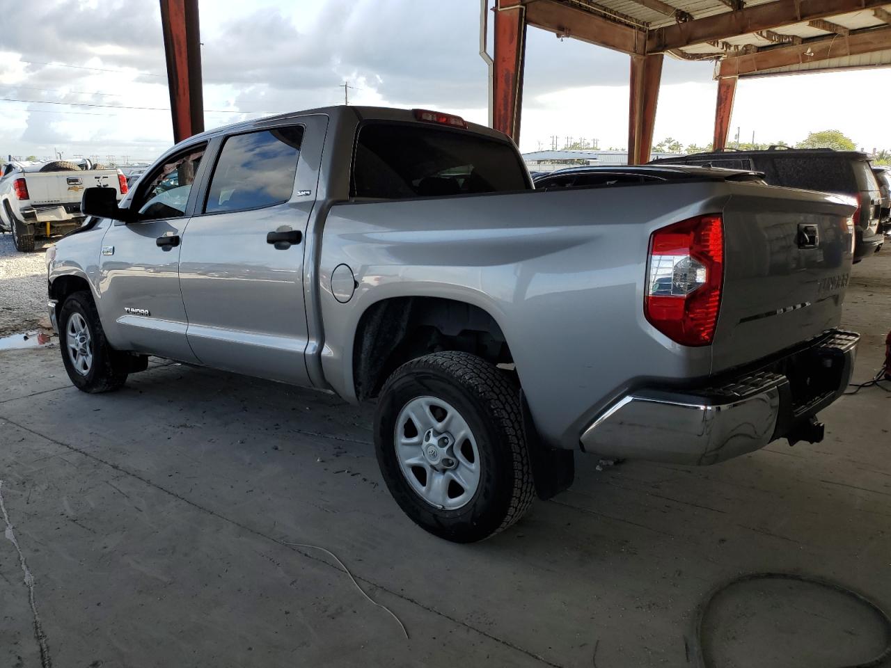 Photo 1 VIN: 5TFEY5F12FX184563 - TOYOTA TUNDRA 