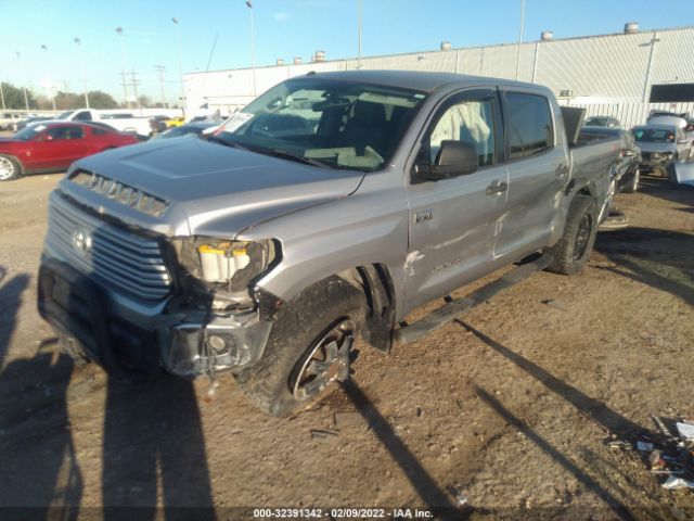 Photo 5 VIN: 5TFEY5F12FX191951 - TOYOTA TUNDRA 2WD TRUCK 