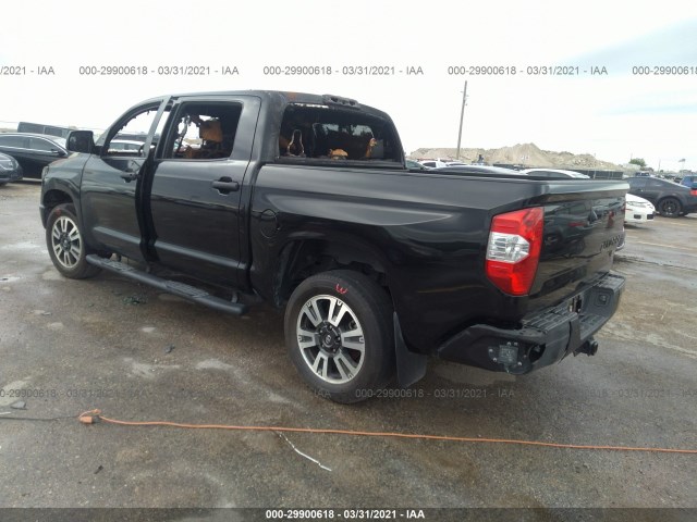 Photo 2 VIN: 5TFEY5F12JX240932 - TOYOTA TUNDRA 