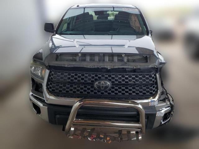 Photo 4 VIN: 5TFEY5F12JX243622 - TOYOTA TUNDRA 