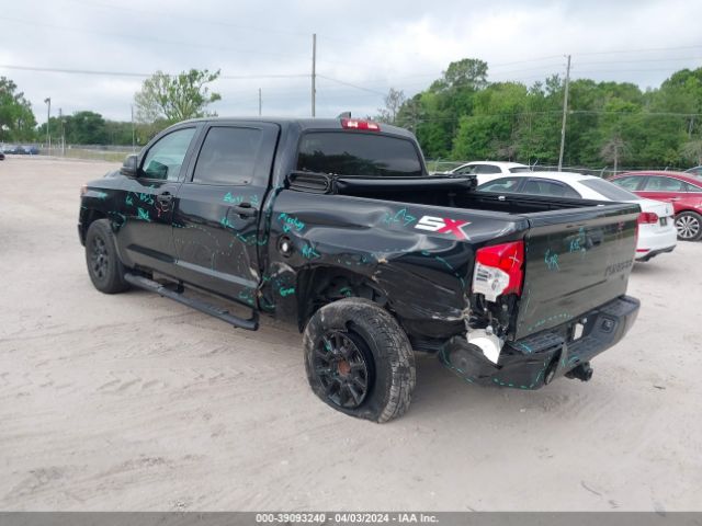 Photo 2 VIN: 5TFEY5F12LX266319 - TOYOTA TUNDRA 