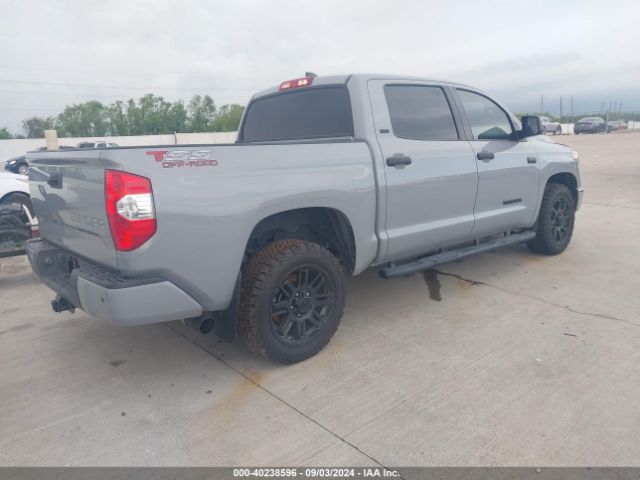 Photo 3 VIN: 5TFEY5F12MX282070 - TOYOTA TUNDRA 