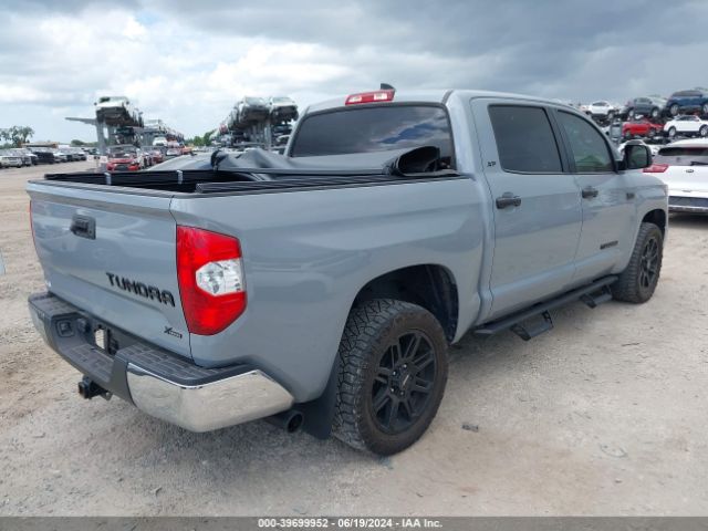 Photo 3 VIN: 5TFEY5F12MX286958 - TOYOTA TUNDRA 