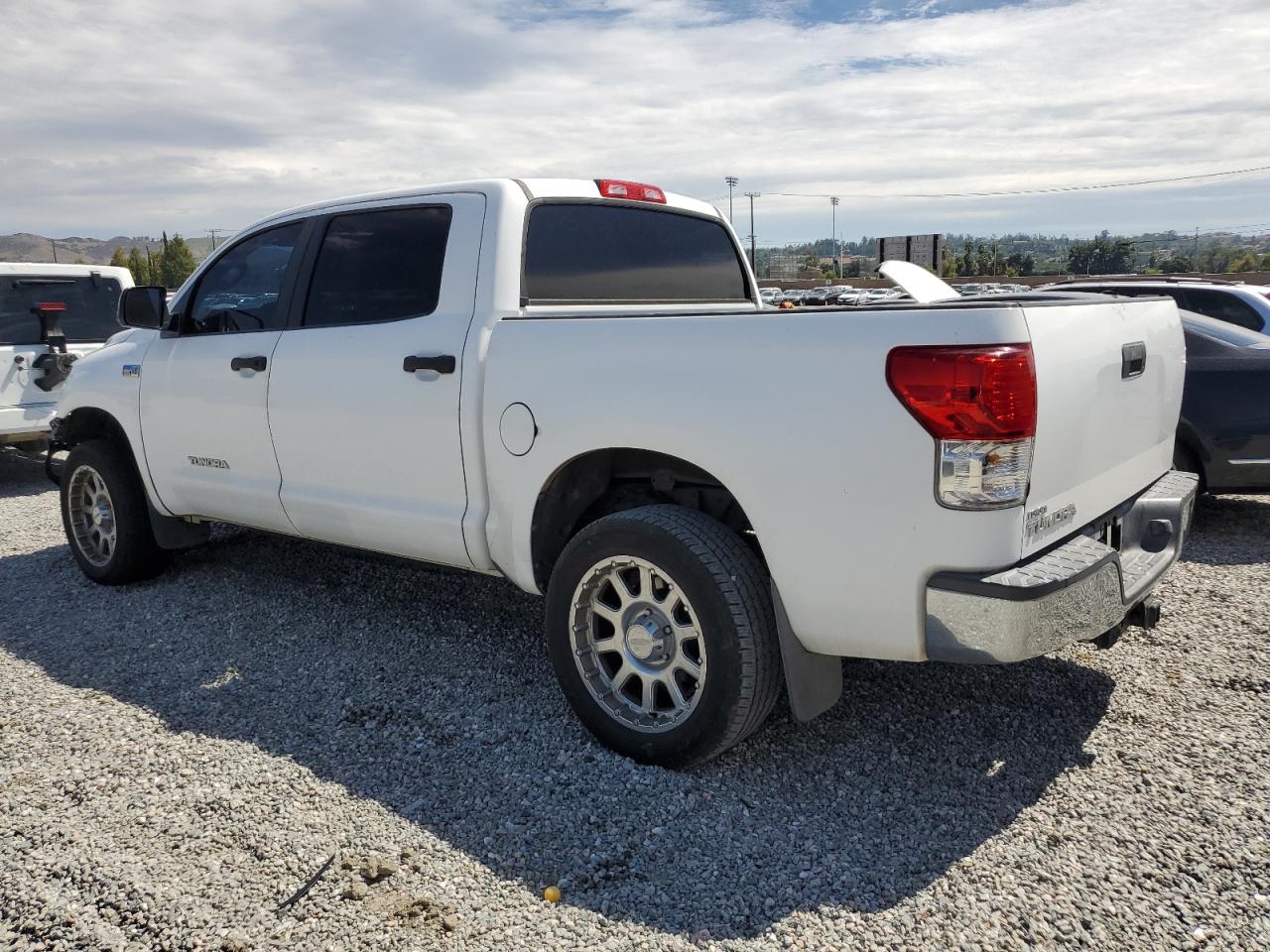 Photo 1 VIN: 5TFEY5F13AX098347 - TOYOTA TUNDRA 