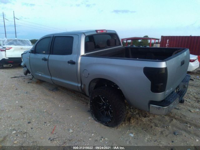 Photo 2 VIN: 5TFEY5F13BX099158 - TOYOTA TUNDRA 2WD TRUCK 