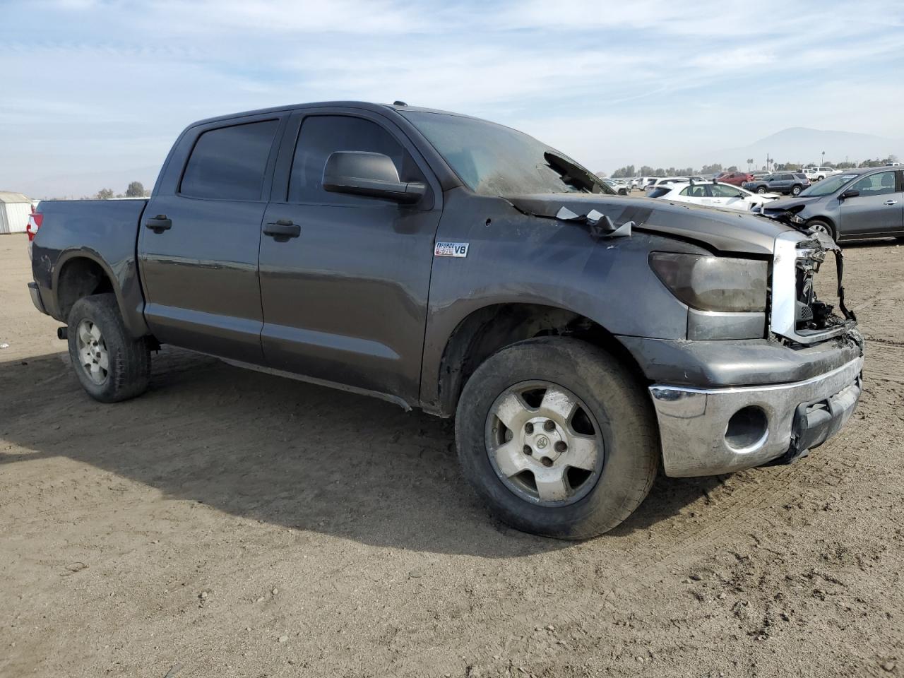 Photo 3 VIN: 5TFEY5F13BX104942 - TOYOTA TUNDRA 