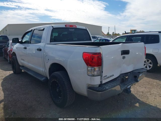 Photo 2 VIN: 5TFEY5F13DX133926 - TOYOTA TUNDRA 