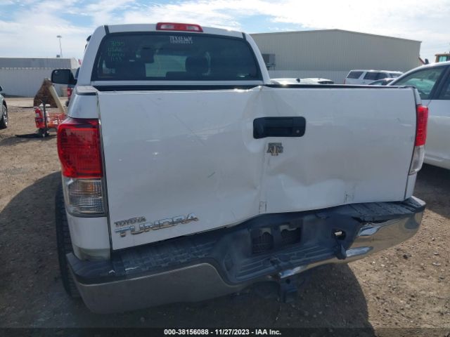 Photo 5 VIN: 5TFEY5F13DX133926 - TOYOTA TUNDRA 