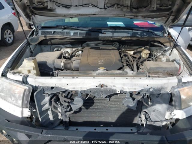 Photo 9 VIN: 5TFEY5F13DX133926 - TOYOTA TUNDRA 