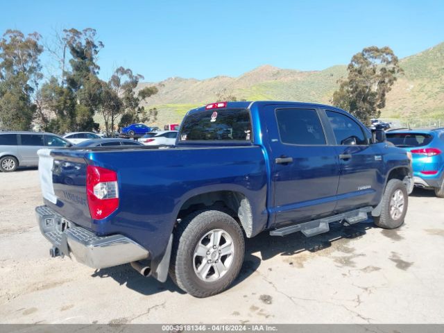 Photo 3 VIN: 5TFEY5F13EX168192 - TOYOTA TUNDRA 