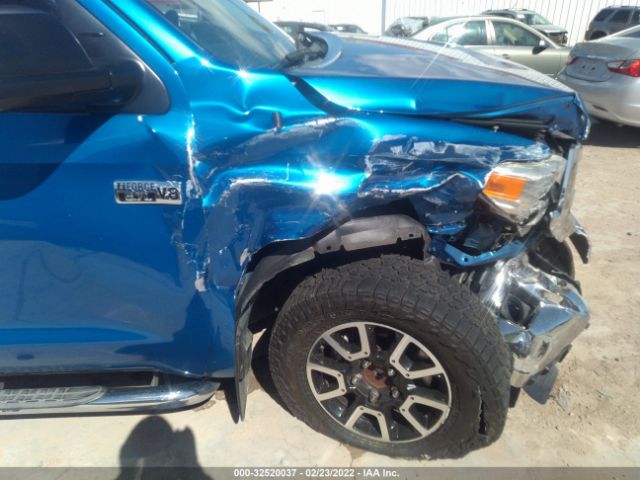 Photo 5 VIN: 5TFEY5F13HX228525 - TOYOTA TUNDRA 2WD 