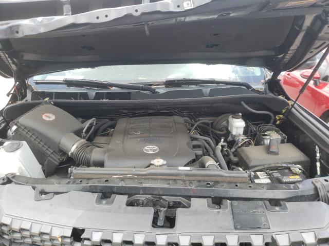 Photo 6 VIN: 5TFEY5F13JX241295 - TOYOTA TUNDRA CRE 