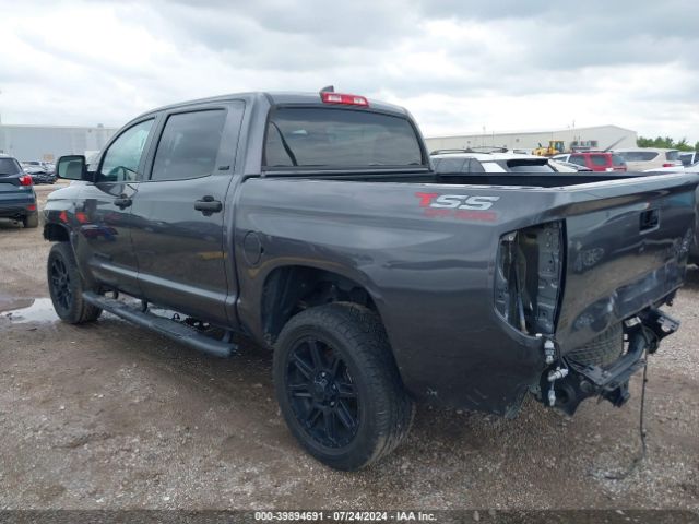 Photo 2 VIN: 5TFEY5F13LX269956 - TOYOTA TUNDRA 