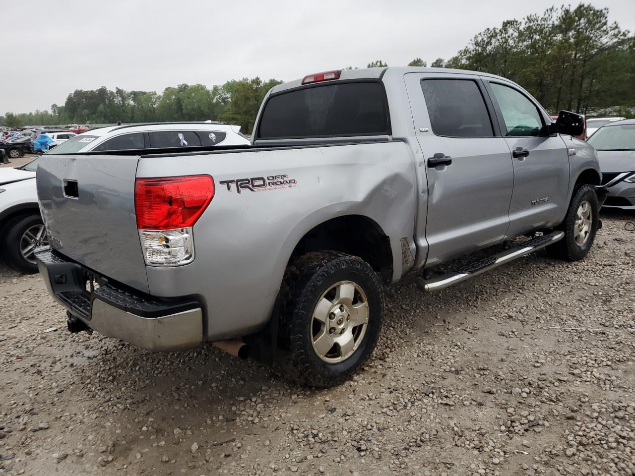 Photo 2 VIN: 5TFEY5F14AX083954 - TOYOTA TUNDRA 