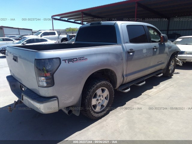 Photo 3 VIN: 5TFEY5F14CX117426 - TOYOTA TUNDRA 2WD TRUCK 