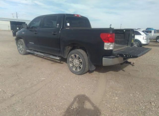 Photo 2 VIN: 5TFEY5F14CX133173 - TOYOTA TUNDRA 2WD TRUCK 