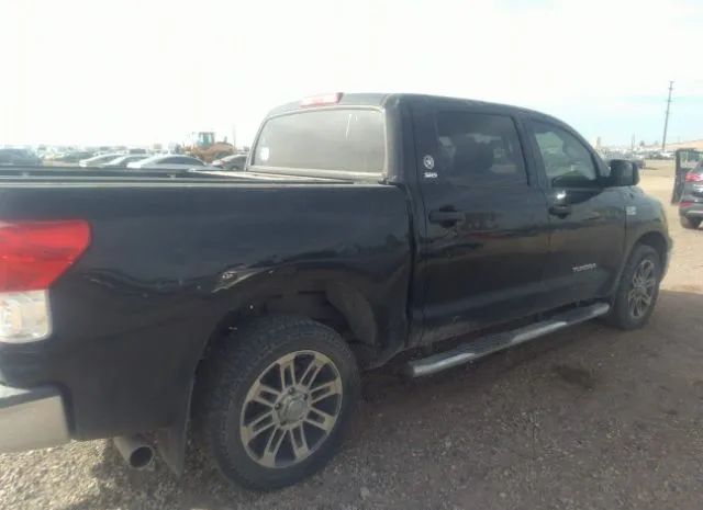 Photo 5 VIN: 5TFEY5F14CX133173 - TOYOTA TUNDRA 2WD TRUCK 