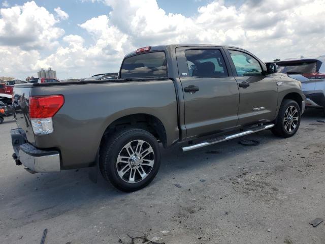 Photo 2 VIN: 5TFEY5F14DX140951 - TOYOTA TUNDRA CRE 