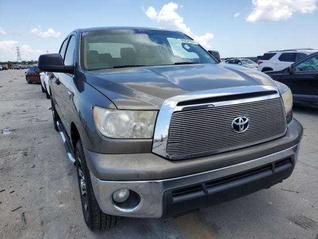 Photo 4 VIN: 5TFEY5F14DX140951 - TOYOTA TUNDRA CRE 