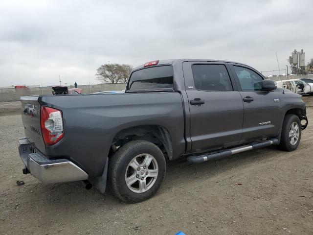 Photo 2 VIN: 5TFEY5F14FX185276 - TOYOTA TUNDRA CRE 