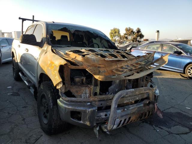 Photo 3 VIN: 5TFEY5F14HX227299 - TOYOTA TUNDRA CRE 