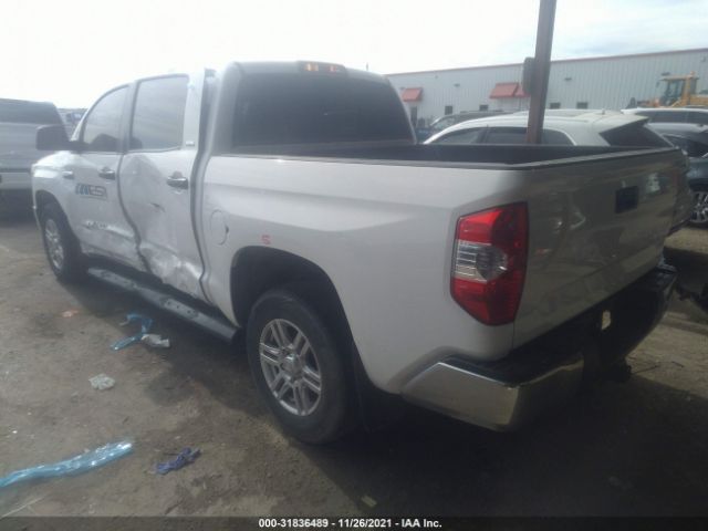 Photo 2 VIN: 5TFEY5F14JX229446 - TOYOTA TUNDRA 2WD 