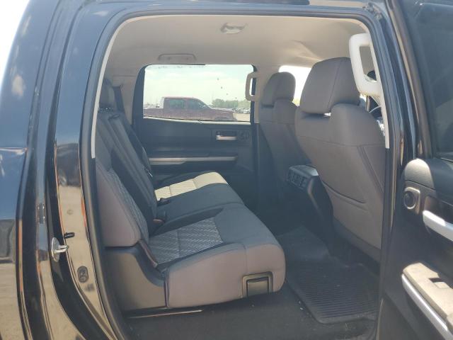 Photo 9 VIN: 5TFEY5F14JX239815 - TOYOTA TUNDRA CRE 