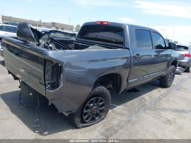 Photo 3 VIN: 5TFEY5F14KX247141 - TOYOTA TUNDRA 