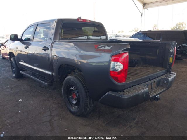 Photo 2 VIN: 5TFEY5F14MX279624 - TOYOTA TUNDRA 