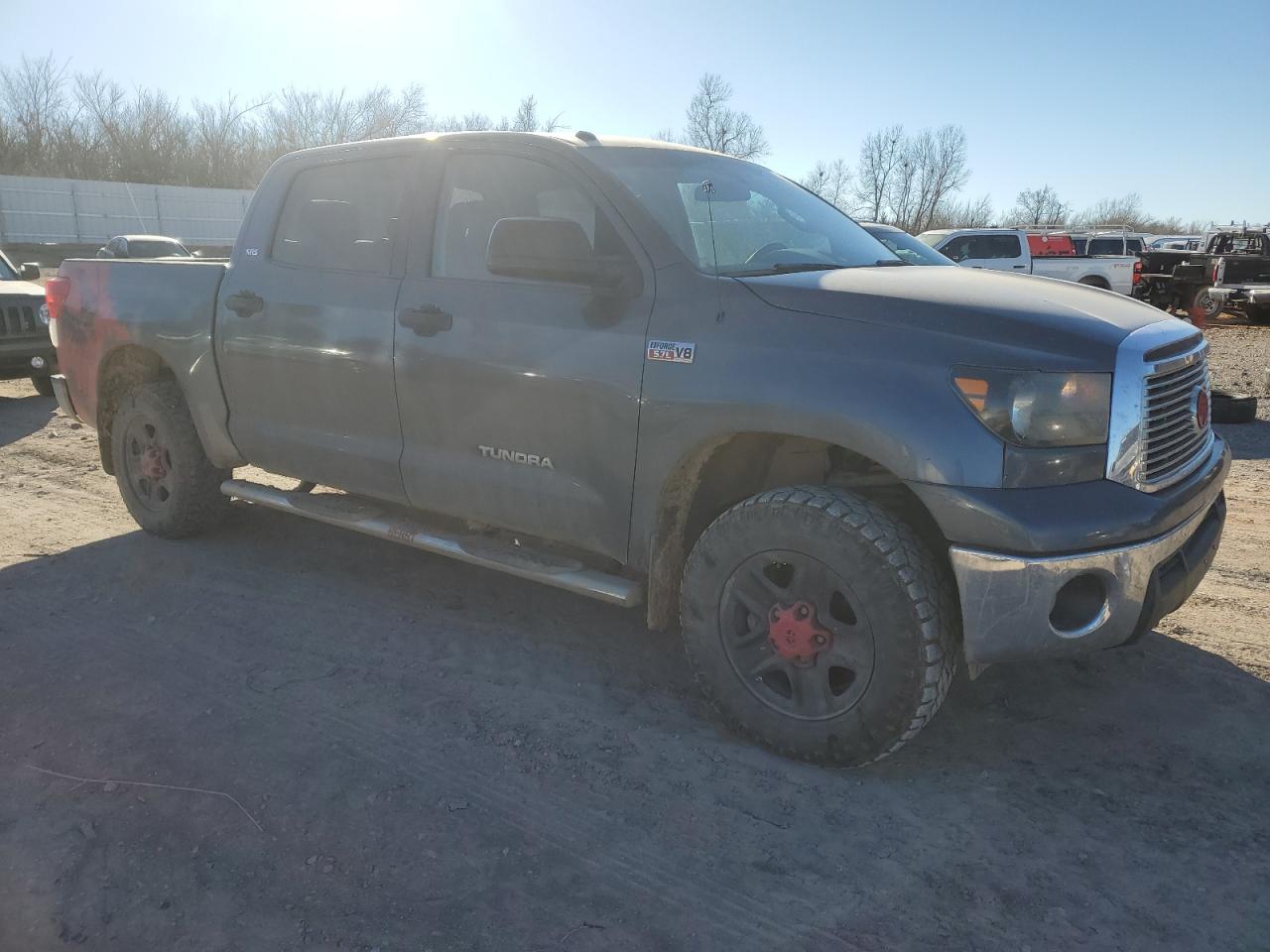 Photo 3 VIN: 5TFEY5F15AX078200 - TOYOTA TUNDRA 