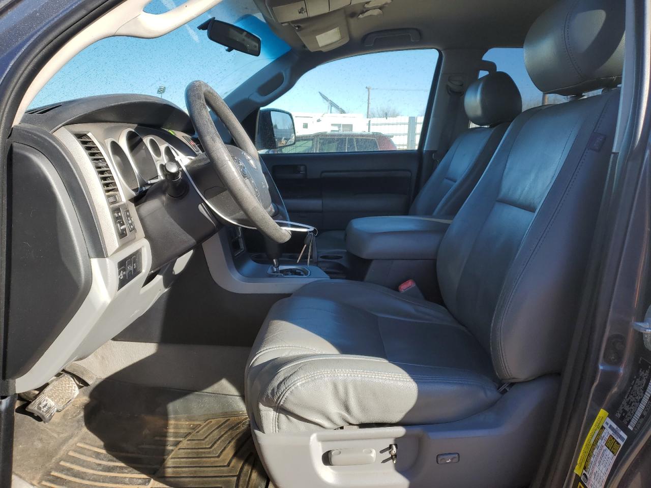 Photo 6 VIN: 5TFEY5F15AX078200 - TOYOTA TUNDRA 