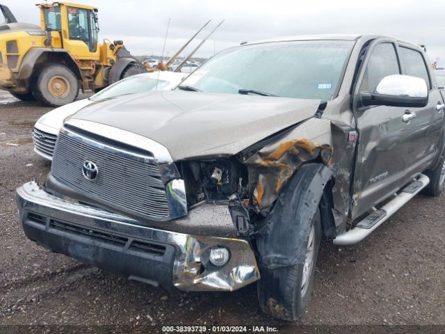 Photo 5 VIN: 5TFEY5F15BX105770 - TOYOTA TUNDRA 