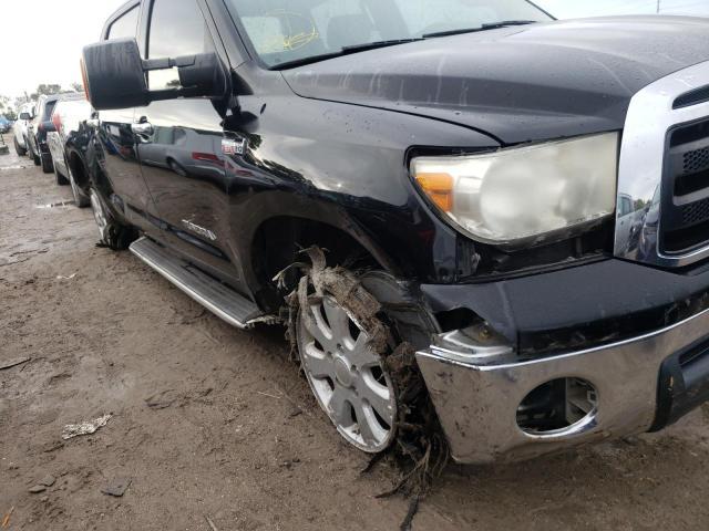 Photo 8 VIN: 5TFEY5F15BX110242 - TOYOTA TUNDRA CRE 