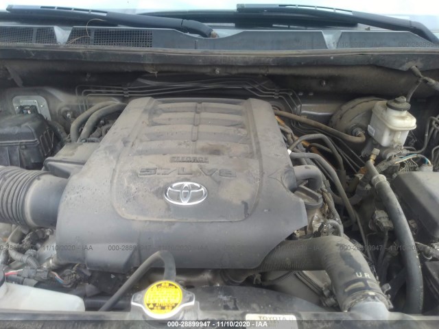 Photo 9 VIN: 5TFEY5F15CX127897 - TOYOTA TUNDRA 2WD TRUCK 