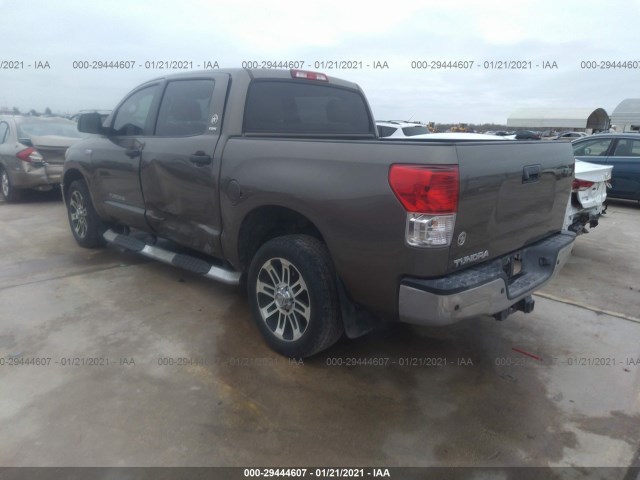 Photo 2 VIN: 5TFEY5F15CX130749 - TOYOTA TUNDRA 2WD TRUCK 